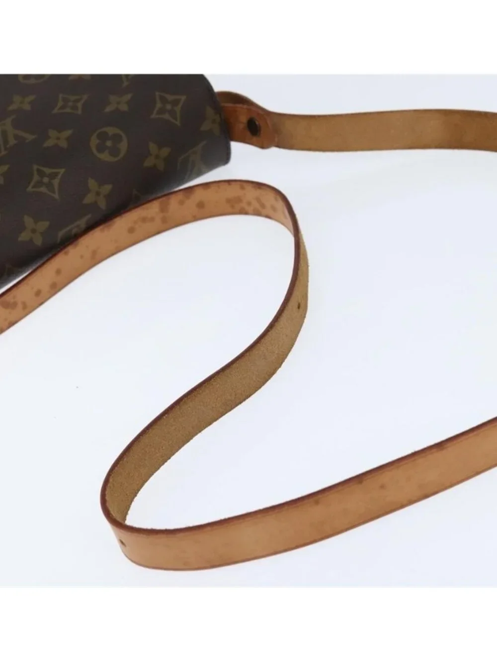 Louis Vuitton pre owned